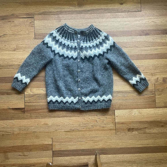 The Handknitting Association of Iceland Sweaters - The Handknitting Association of Iceland Sweater 100% Wool Gray/Black/White